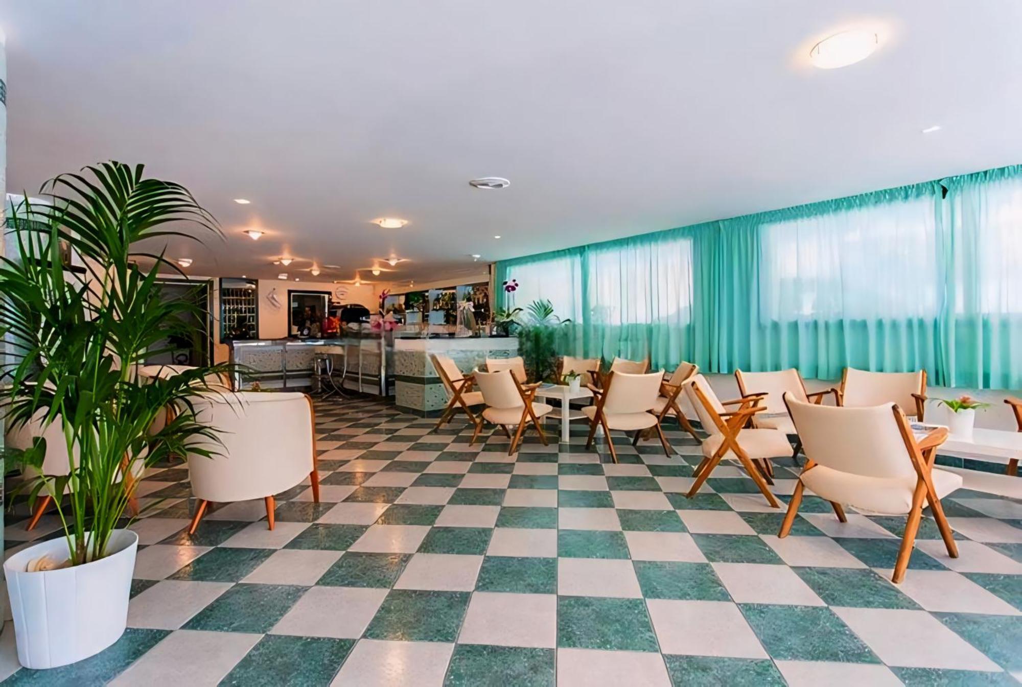 Hotel Baltic Misano Adriatico Exterior photo