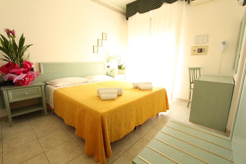 Hotel Baltic Misano Adriatico Exterior photo